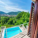Perfect View Of - With Swimming Pool 빌라 *