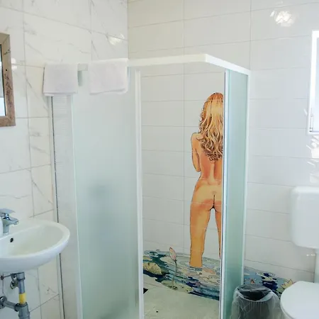 Perfect View Of - With Swimming Pool Μόσταρ